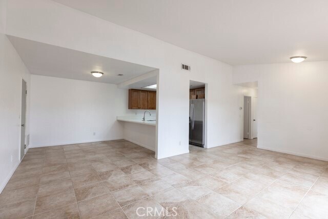 Building Photo - 4765 Mayten Ct