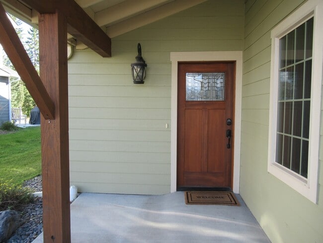 Building Photo - 2 Bed 2 Bath Great Northern Condo