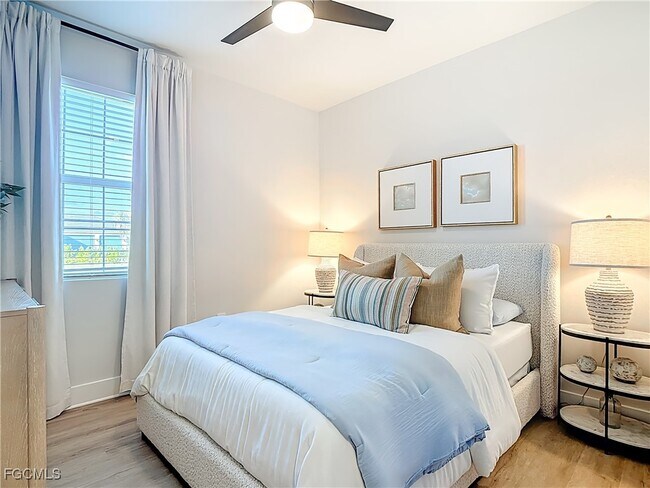 Building Photo - 8735 Catamaran Dr