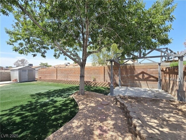 Building Photo - 6346 Bullion Blvd