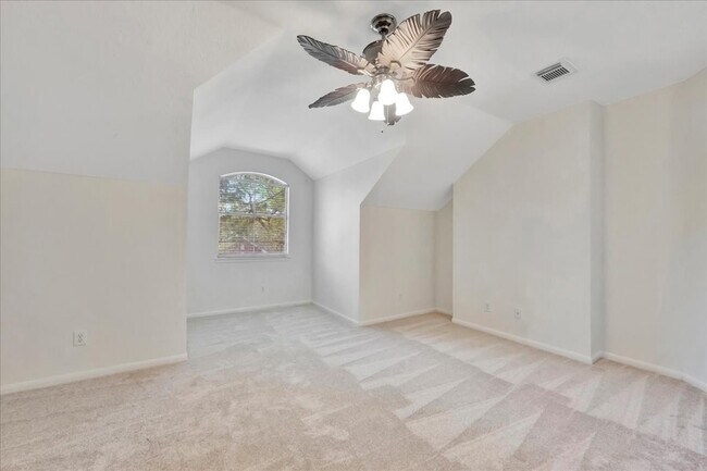 Building Photo - 14010 Hazel Ridge Ct