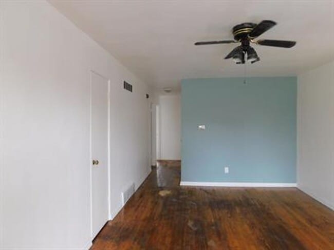 Building Photo - Perfect For You (or someone you know)!!!!