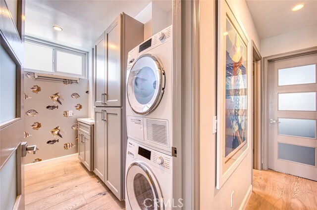 Building Photo - 3121 West Coast Hwy