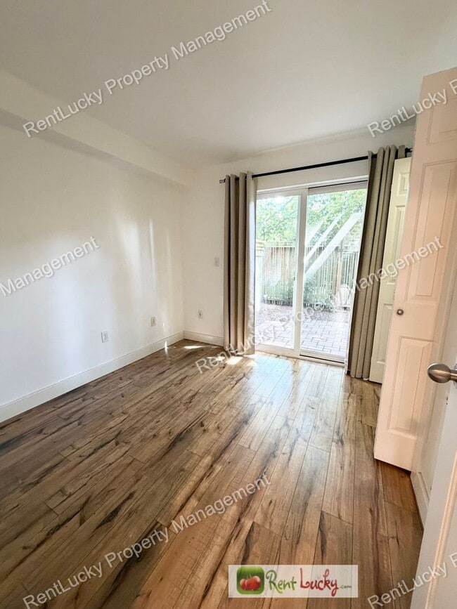 Building Photo - 2652 NW 56th St