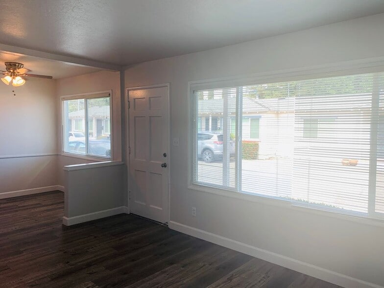 Building Photo - 187 Old Bernal Ave