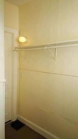 Building Photo - Incredible Value in Walnut Hills - move ri...