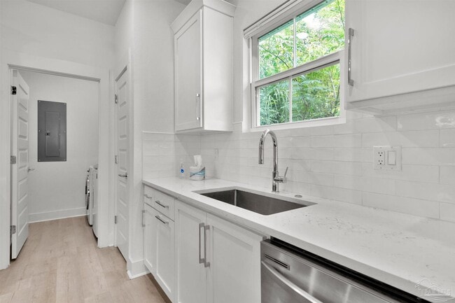 Building Photo - 17 N L St