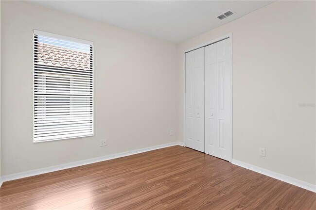 Building Photo - 20317 Chestnut Grove Dr