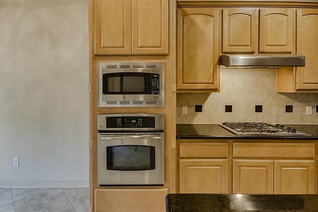 Building Photo - 1143 Sopris Dr