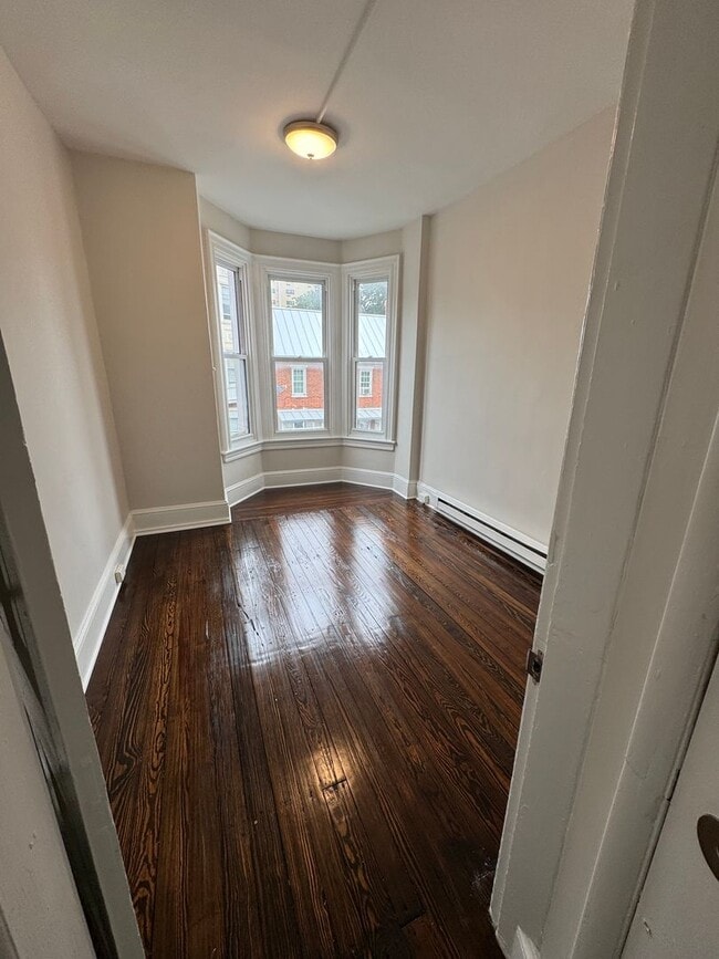 Building Photo - 55 E Antietam St