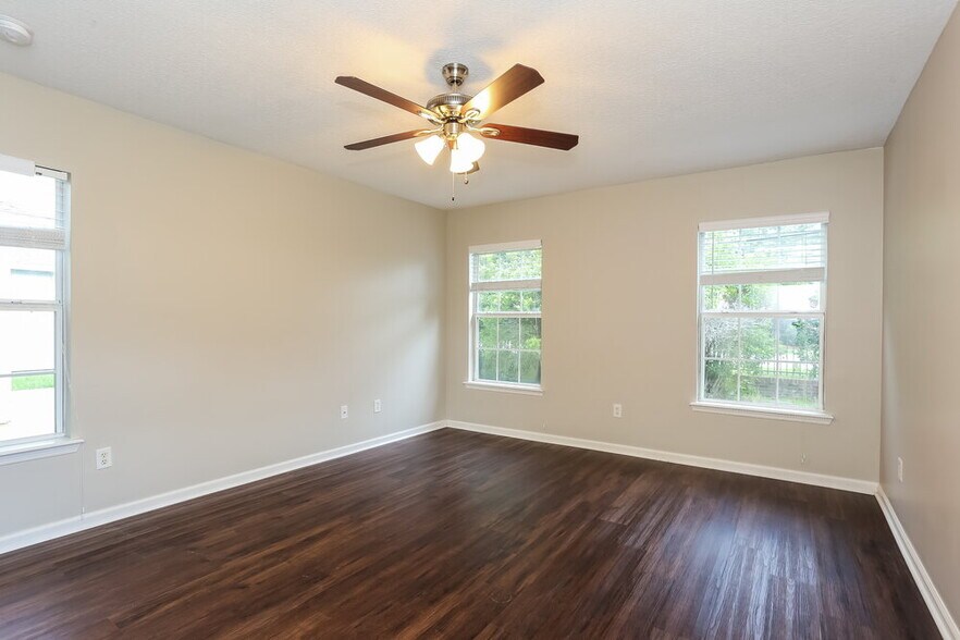 Building Photo - 3877 Marsh Bluff Dr
