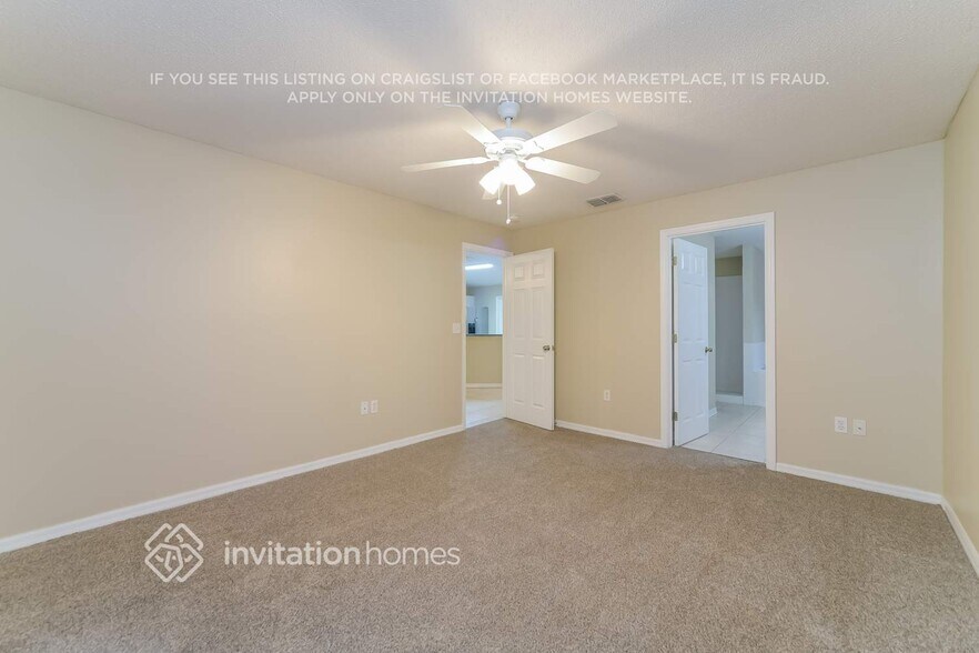 Building Photo - 913 W Lake Cannon Dr NW