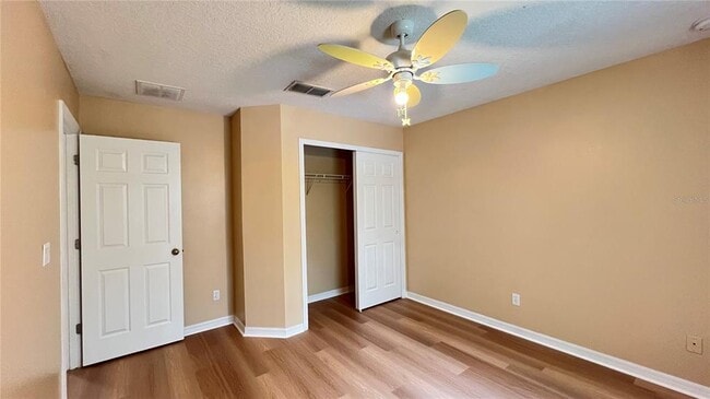 Building Photo - 1097 Sailing Bay Dr