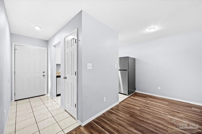 Building Photo - 6589 Bass Ln
