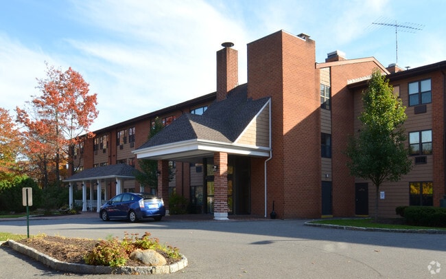 Primary Photo - Beaveridge Apartments