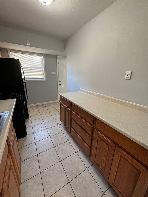 10511 Renfrew Dr 10511 Renfrew Dr St. Louis MO 63137 Apartment Finder