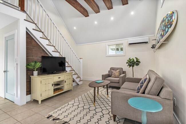 Building Photo - 50 Briar Rd