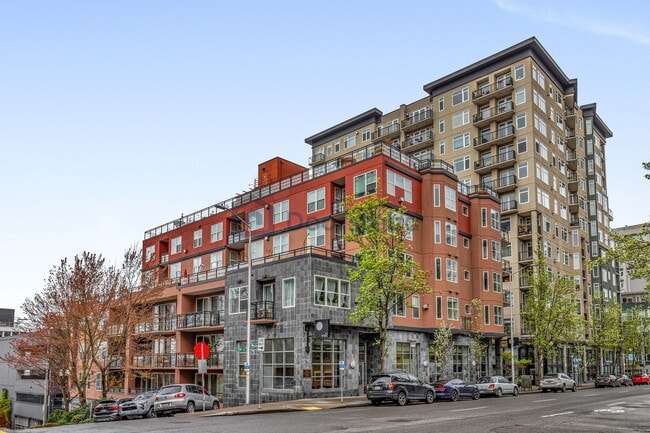 Building Photo - 2607 Western Ave