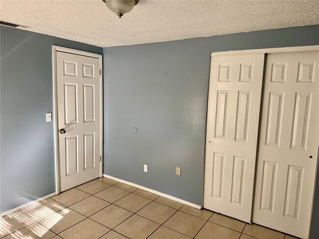 Building Photo - 2311 52nd Ave E