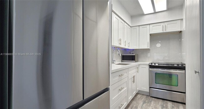 Building Photo - 2901 Polk St