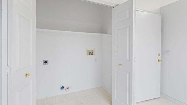 Building Photo - Charming 3-Bedroom 2bathroom in Santa Rosa!