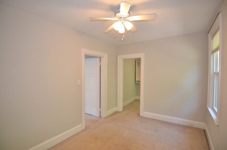 Building Photo - 4109 Millsbrae Ave