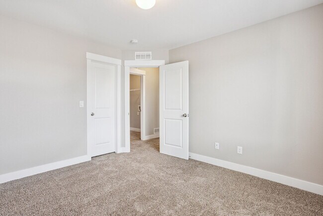 Building Photo - 2506 Tempest Dr