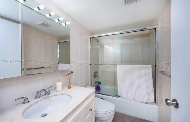 Building Photo - 151 Crandon Blvd