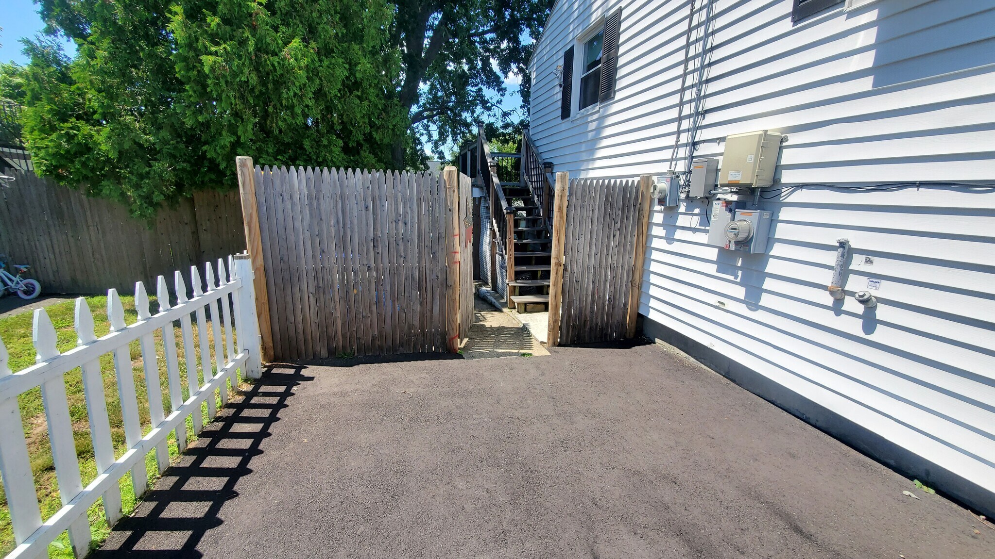 Building Photo - 44 Belleview Ave