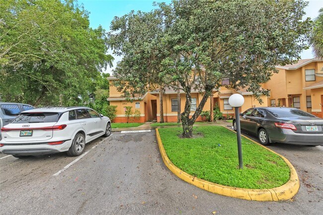 Building Photo - 2511 NW 56th Ave