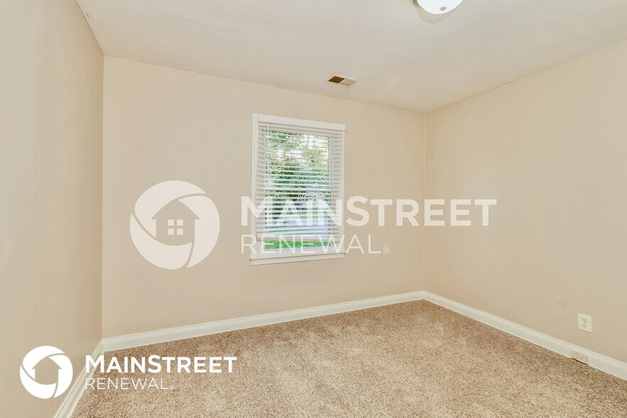 Building Photo - 4213 Searcy Ln