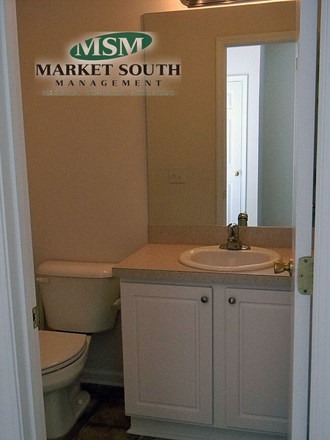 Building Photo - GEORGETOWN - KING GEORGE BOULEVARD