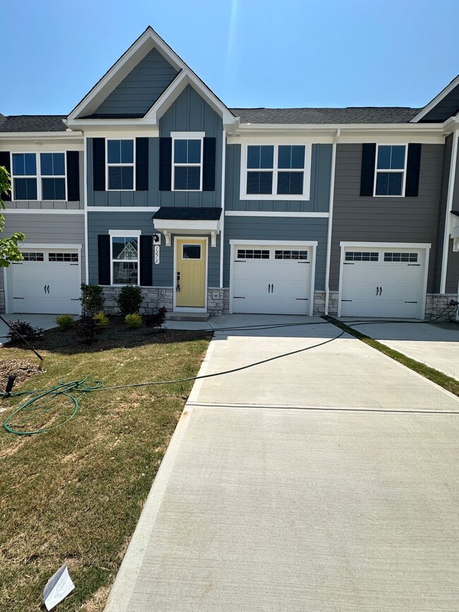 Building Photo - 127 Jameson Pk Dr