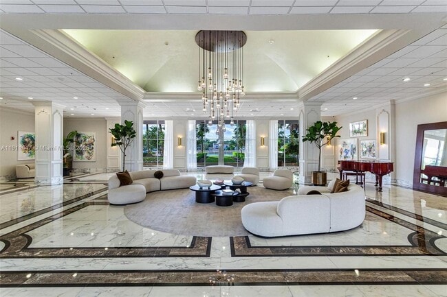 Building Photo - 5600 Collins Ave