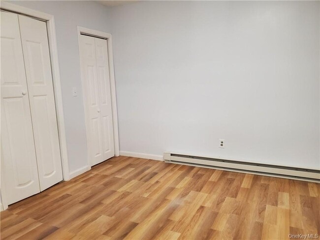 Building Photo - 24 Orange Ln