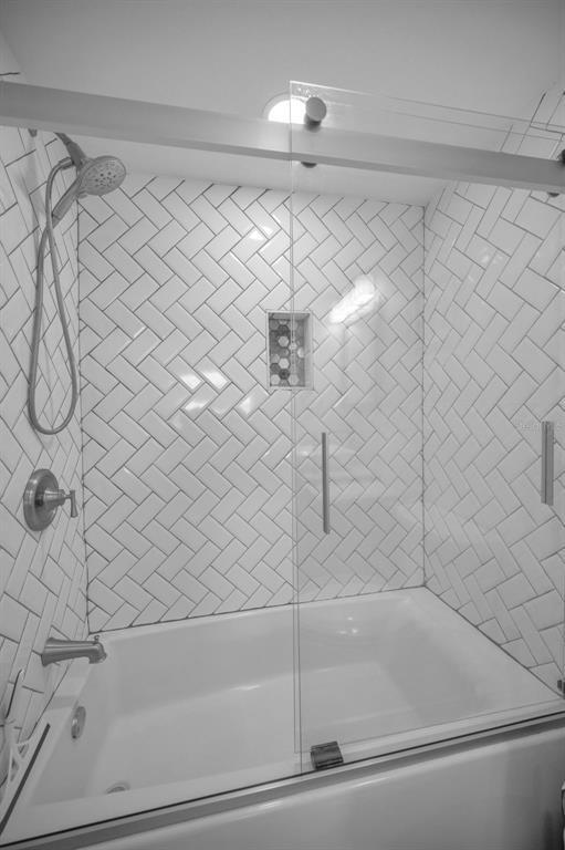 Building Photo - 300 64th Ave