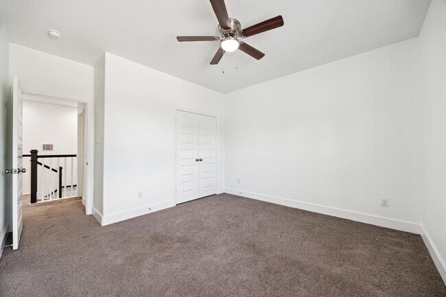 Building Photo - 5041 Mallow St