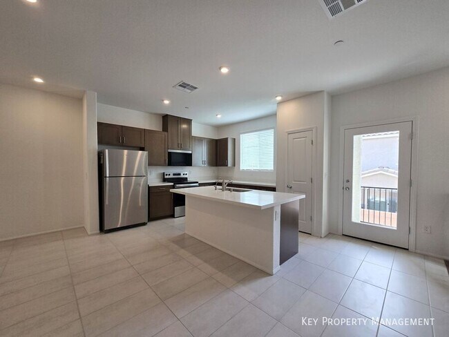 Building Photo - 5717 CRENELLATED St