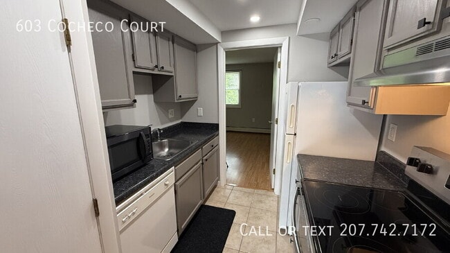 Building Photo - 603 Cocheco Ct