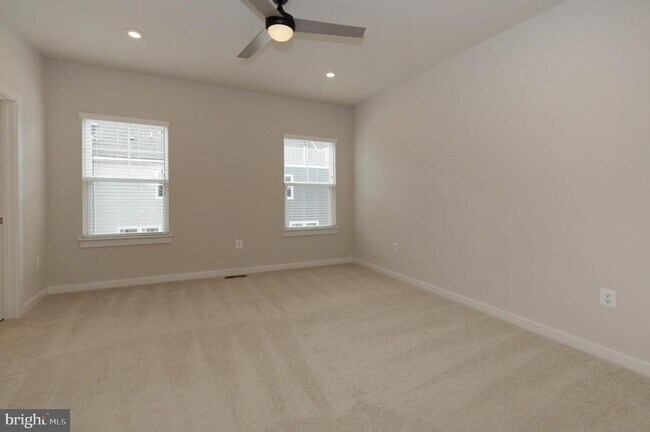 Building Photo - 1709 Beech Leaf St