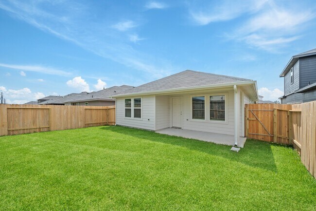 Building Photo - 16830 Paintbrush Holw Ln