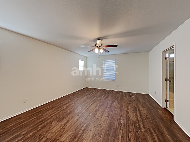 Building Photo - 8612 Rowland Bluff Ave