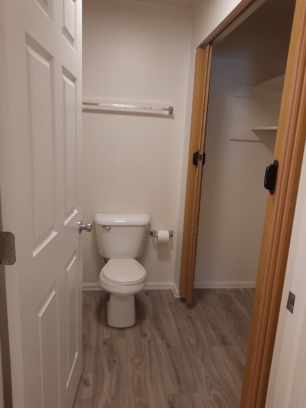 Building Photo - 3026 N Prospect St