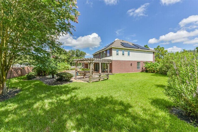 Building Photo - 11502 Bay Ledge Dr