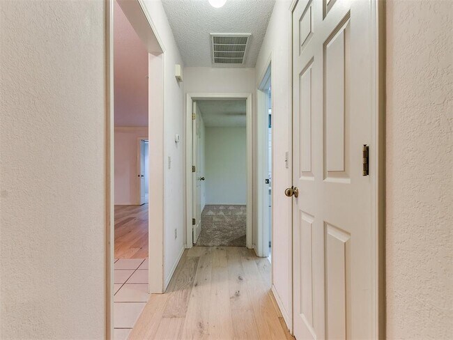 Building Photo - 11317 Windmill Pl