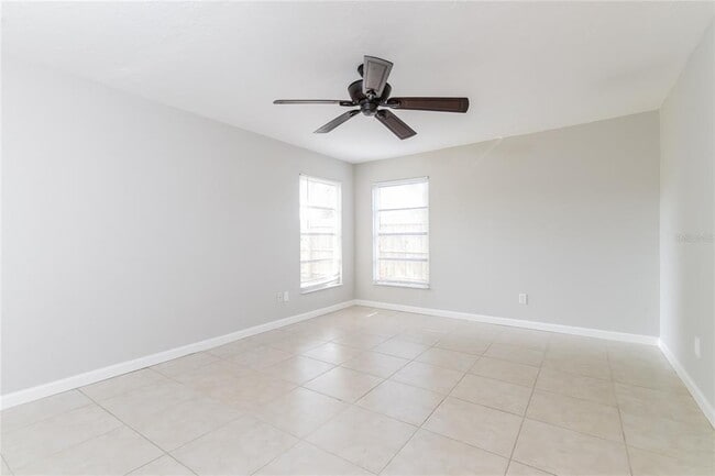 Building Photo - 2652 White Sands Dr