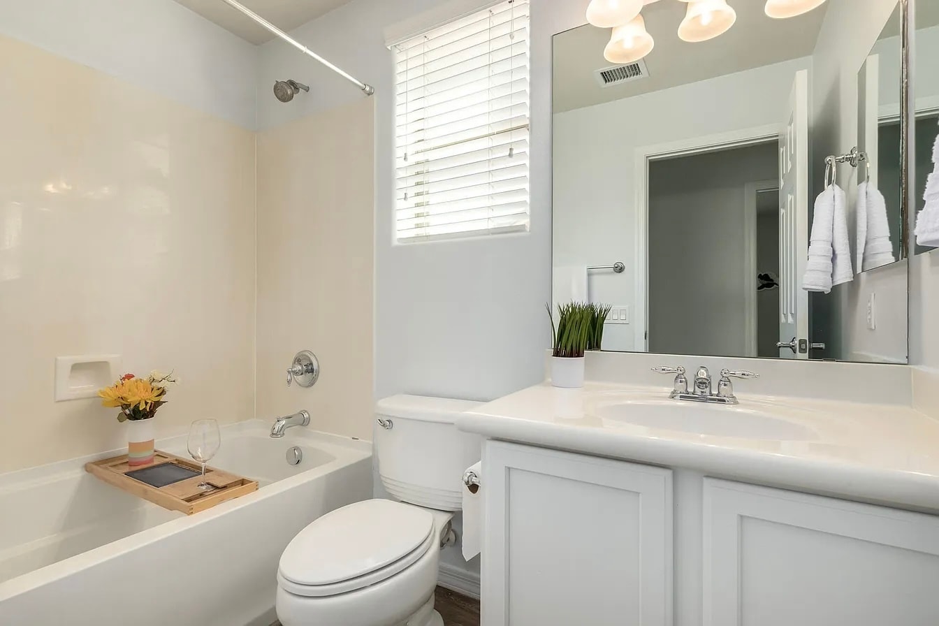 Building Photo - 16017 N 19th Dr