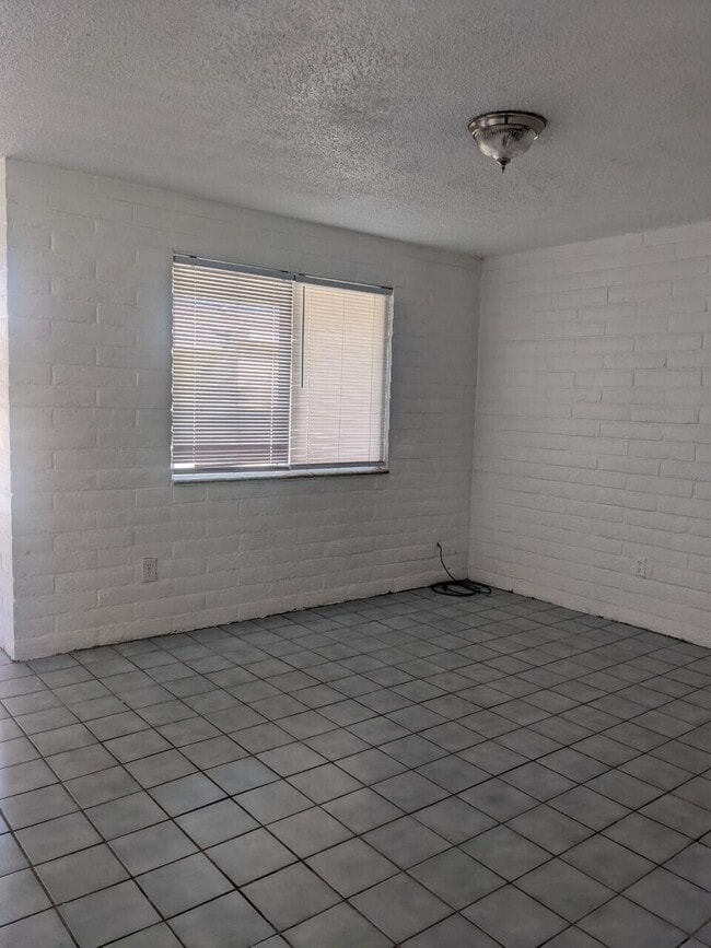Building Photo - 11232 Wharf Cove Dr