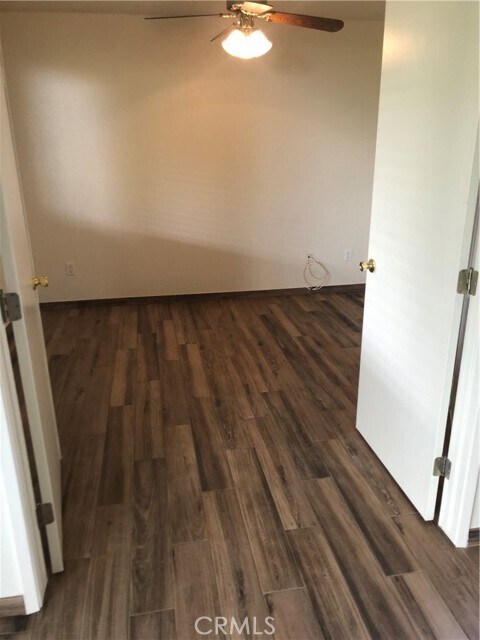 Building Photo - 1033 W King St