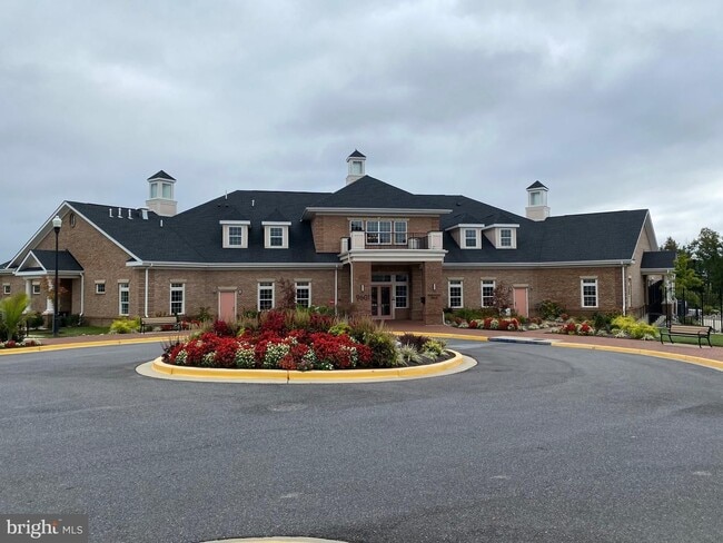 Building Photo - UPSCALE 3 BEDROOM 3.5 BATH HOME IS AVAILABLE NOW IN UPPER MARLBORO!